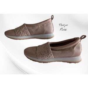 Taryn Rose Charlotte Slip-On Sneakers 7.5B Pink Leather Comfort Shoes